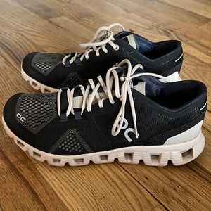 On Running Cloud Sneakers | Navy blue, size 8